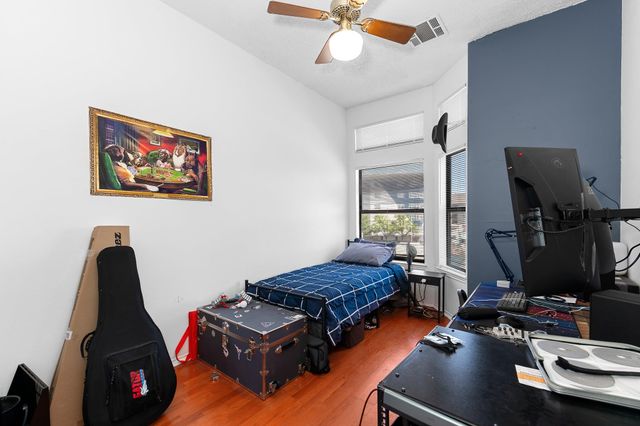 2802 Nueces ST 303, Austin, TX 78705