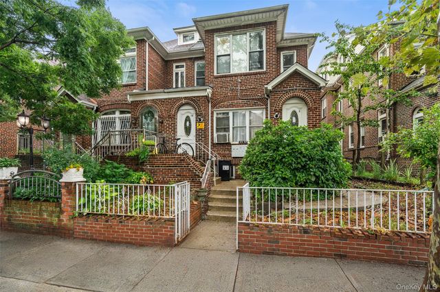 33-32 89th Street, Jackson Heights, NY 11372