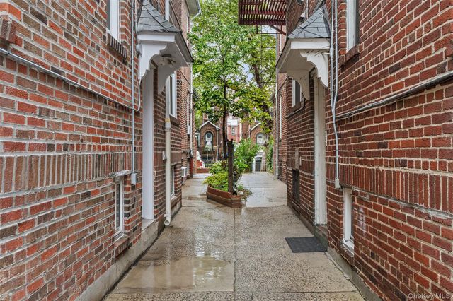 33-32 89th Street, Jackson Heights, NY 11372