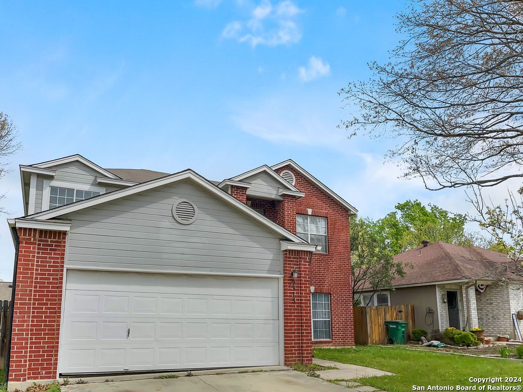9315 BOWEN DR, San Antonio, TX 78250