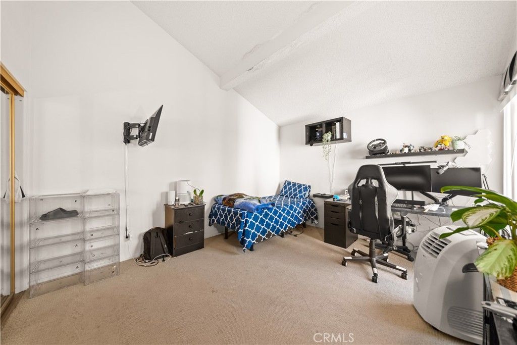 Image 32 of property listing at 4021 182nd #H, Torrance, CA 90504