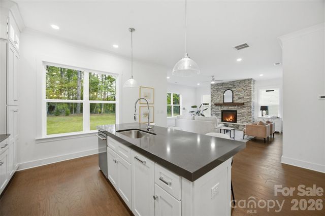 205 Parkdale Drive, Belmont, NC 28012