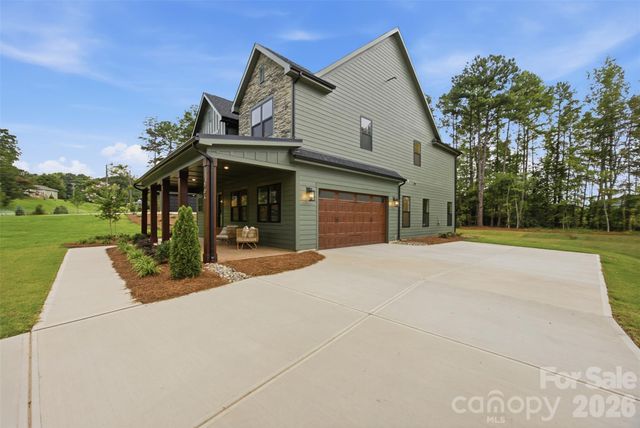 205 Parkdale Drive, Belmont, NC 28012