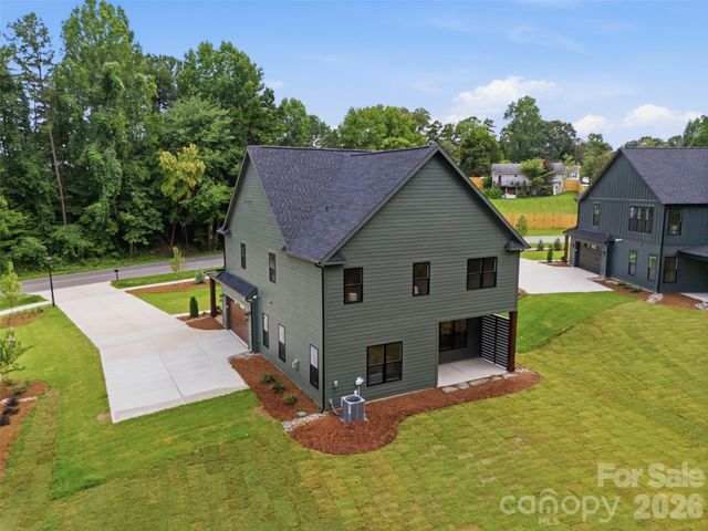 205 Parkdale Drive, Belmont, NC 28012