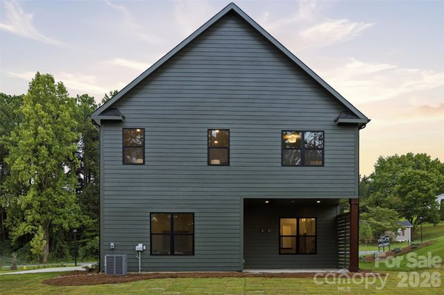 205 Parkdale Drive, Belmont, NC 28012