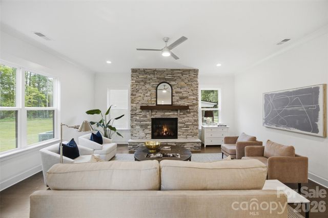 205 Parkdale Drive, Belmont, NC 28012
