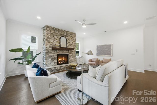 205 Parkdale Drive, Belmont, NC 28012