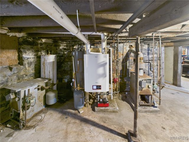 2403 Niagara Street, Buffalo, NY 14207