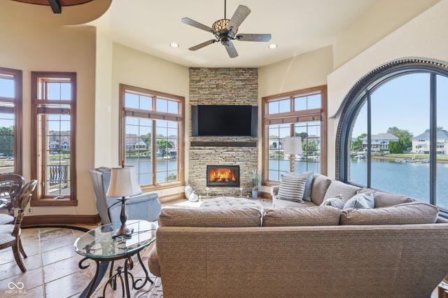 13371 Marjac Way, Fishers, IN 46055