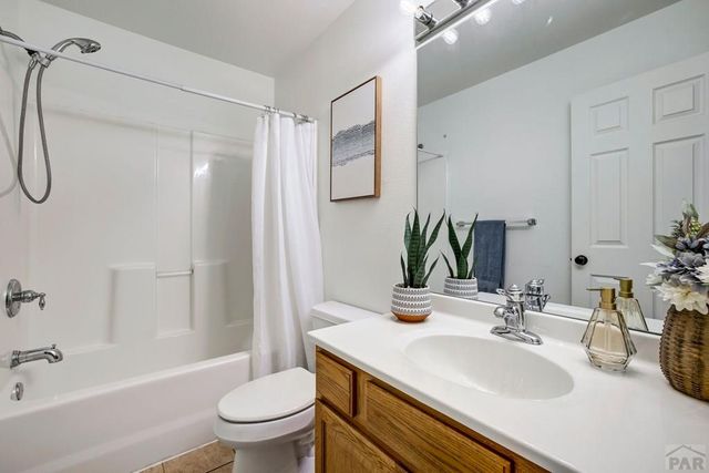 141 E Galatea Dr, Pueblo West, CO 81007