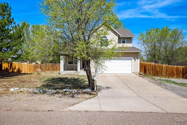 141 E Galatea Dr, Pueblo West, CO 81007