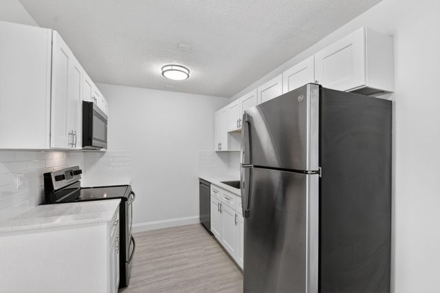 1500 N Congress Avenue C20, West Palm Beach, FL 33401