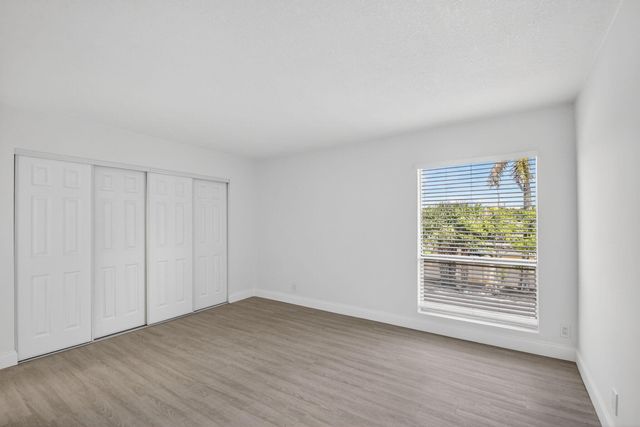 1500 N Congress Avenue C20, West Palm Beach, FL 33401