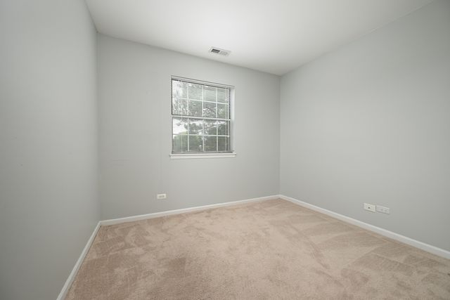 59 Gant Circle G, Streamwood, IL 60107