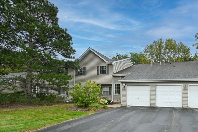 59 Gant Circle G, Streamwood, IL 60107