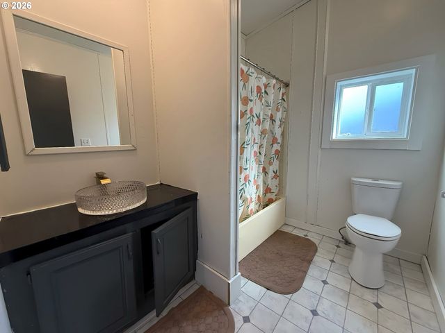 23200 Ne Sandy Blvd 52, Wood Village, OR 97060