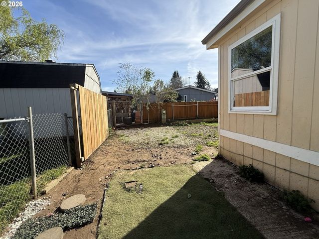 23200 Ne Sandy Blvd 52, Wood Village, OR 97060