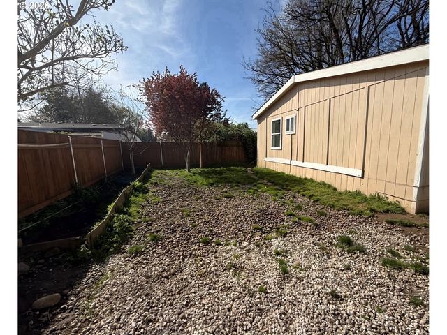 23200 Ne Sandy Blvd 52, Wood Village, OR 97060