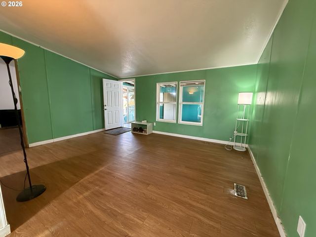 23200 Ne Sandy Blvd 52, Wood Village, OR 97060