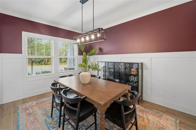 635 Stately Drive, Woodstock, GA 30188