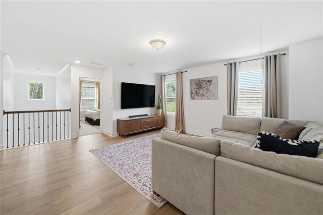 635 Stately Drive, Woodstock, GA 30188