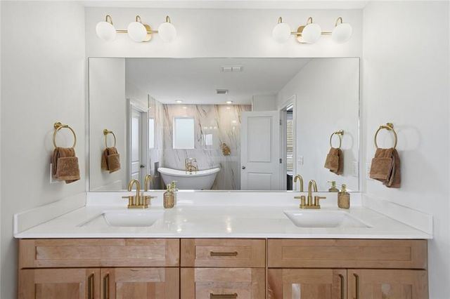 635 Stately Drive, Woodstock, GA 30188