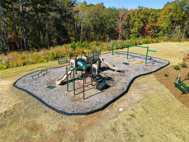 635 Stately Drive, Woodstock, GA 30188