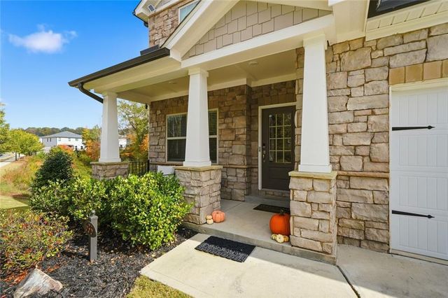 635 Stately Drive, Woodstock, GA 30188