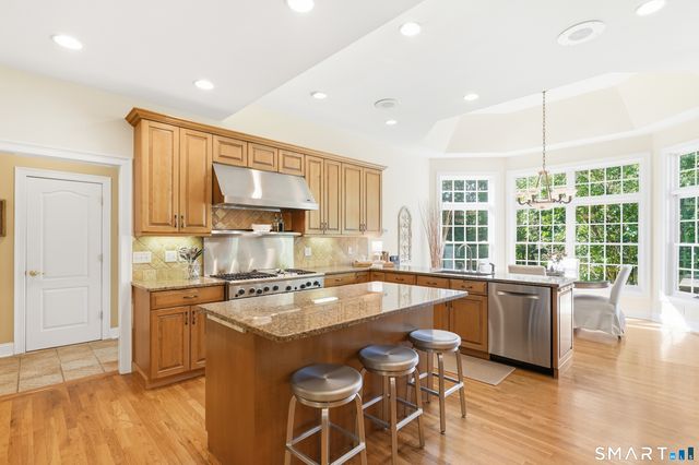 30 Carriage Drive, Easton, CT 06612