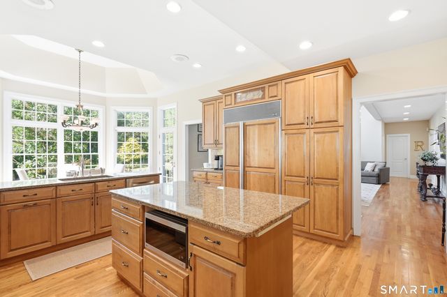 30 Carriage Drive, Easton, CT 06612