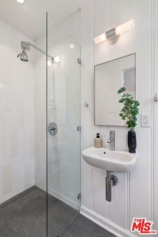 527 19TH Street, Santa Monica, CA 90402
