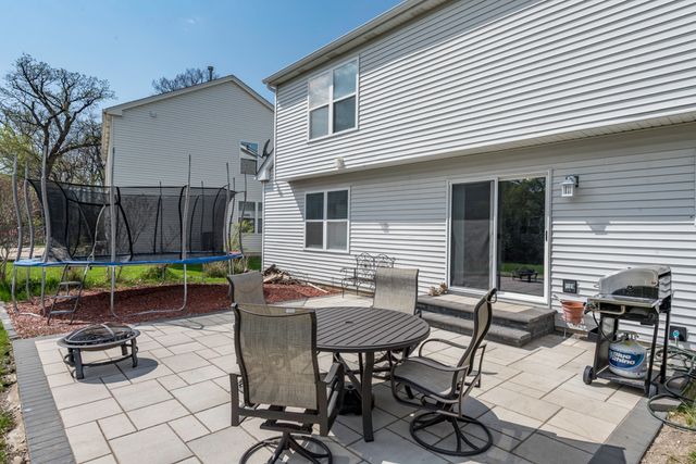 2177 W Wicklow Lane, Round Lake, IL 60073