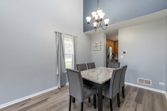 2177 W Wicklow Lane, Round Lake, IL 60073