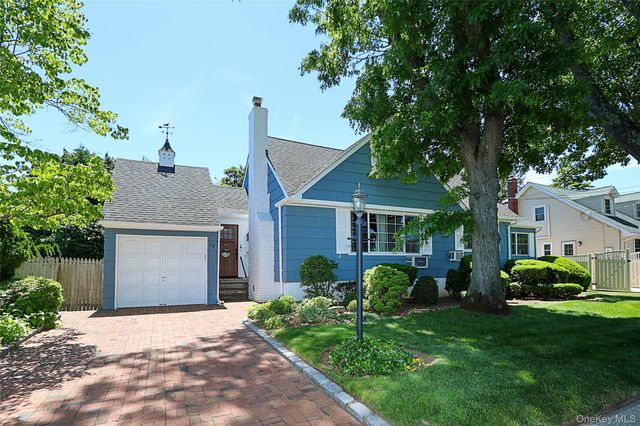 15 Hemlock Street, Merrick, NY 11566