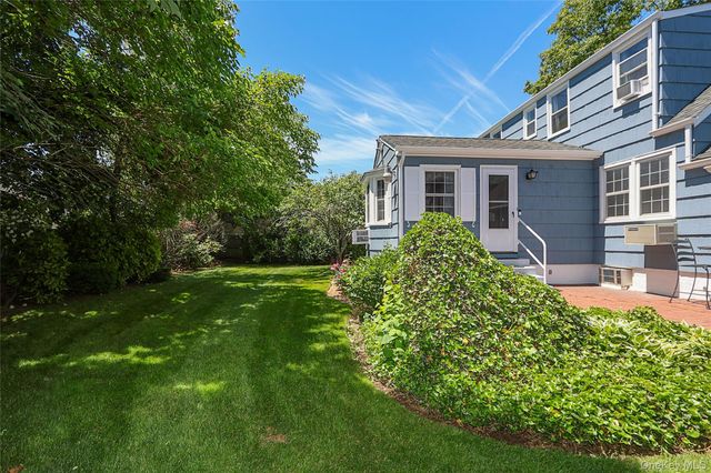 15 Hemlock Street, Merrick, NY 11566