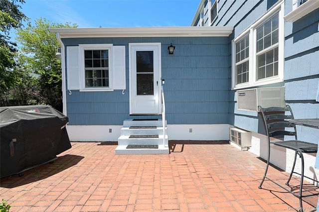 15 Hemlock Street, Merrick, NY 11566