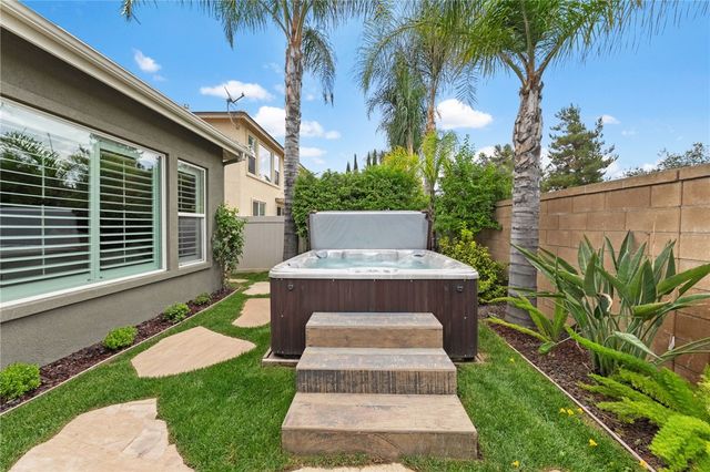 33725 Pebble Brook Circle, Temecula, CA 92592