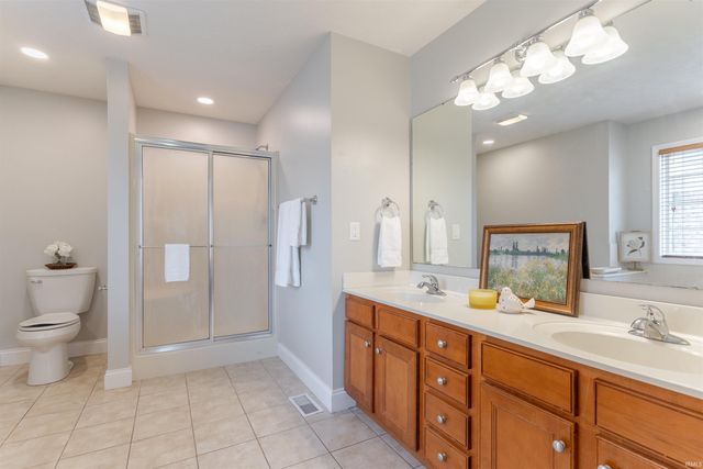 2522 Caytlyn Court, Newburgh, IN 47630