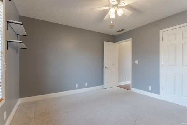 2522 Caytlyn Court, Newburgh, IN 47630