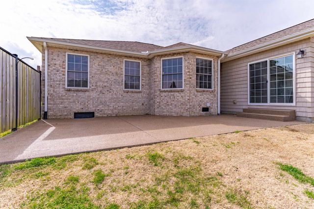 2522 Caytlyn Court, Newburgh, IN 47630