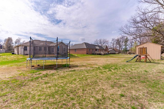 2522 Caytlyn Court, Newburgh, IN 47630