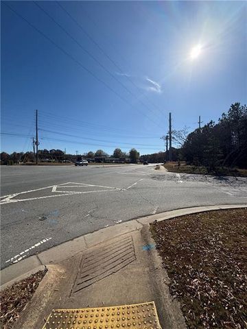 6387 Bells Ferry Road, Acworth, GA 30102
