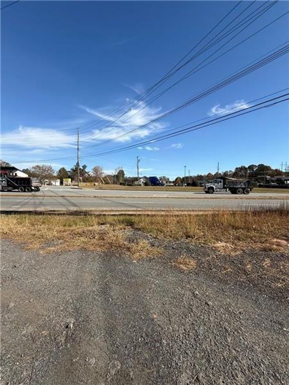 6387 Bells Ferry Road, Acworth, GA 30102