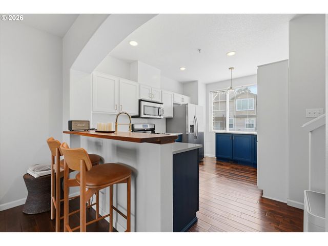 15435 Sw MALLARD Dr 102, Beaverton, OR 97007