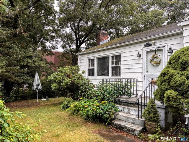 51 Overlook Street, West Haven, CT 06516
