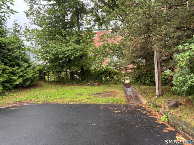 51 Overlook Street, West Haven, CT 06516