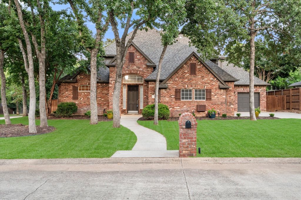 1 Lake Forest Court, Trophy Club, TX 76262