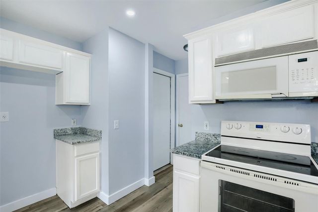 119 High Point BLVD, Cedar Creek, TX 78612