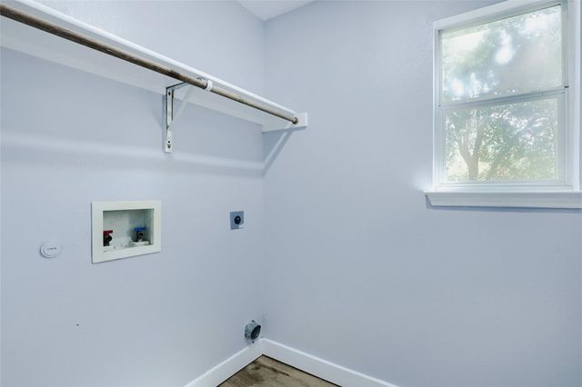 119 High Point BLVD, Cedar Creek, TX 78612