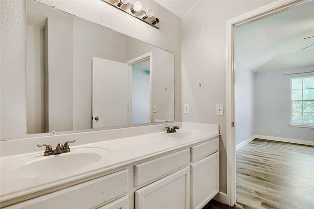 119 High Point BLVD, Cedar Creek, TX 78612